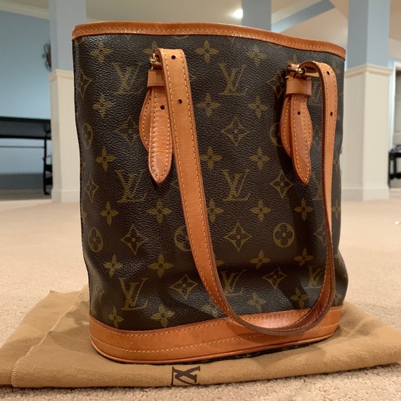 Authentic Louis Vuitton Monogram Handbag - Picture 2 of 3